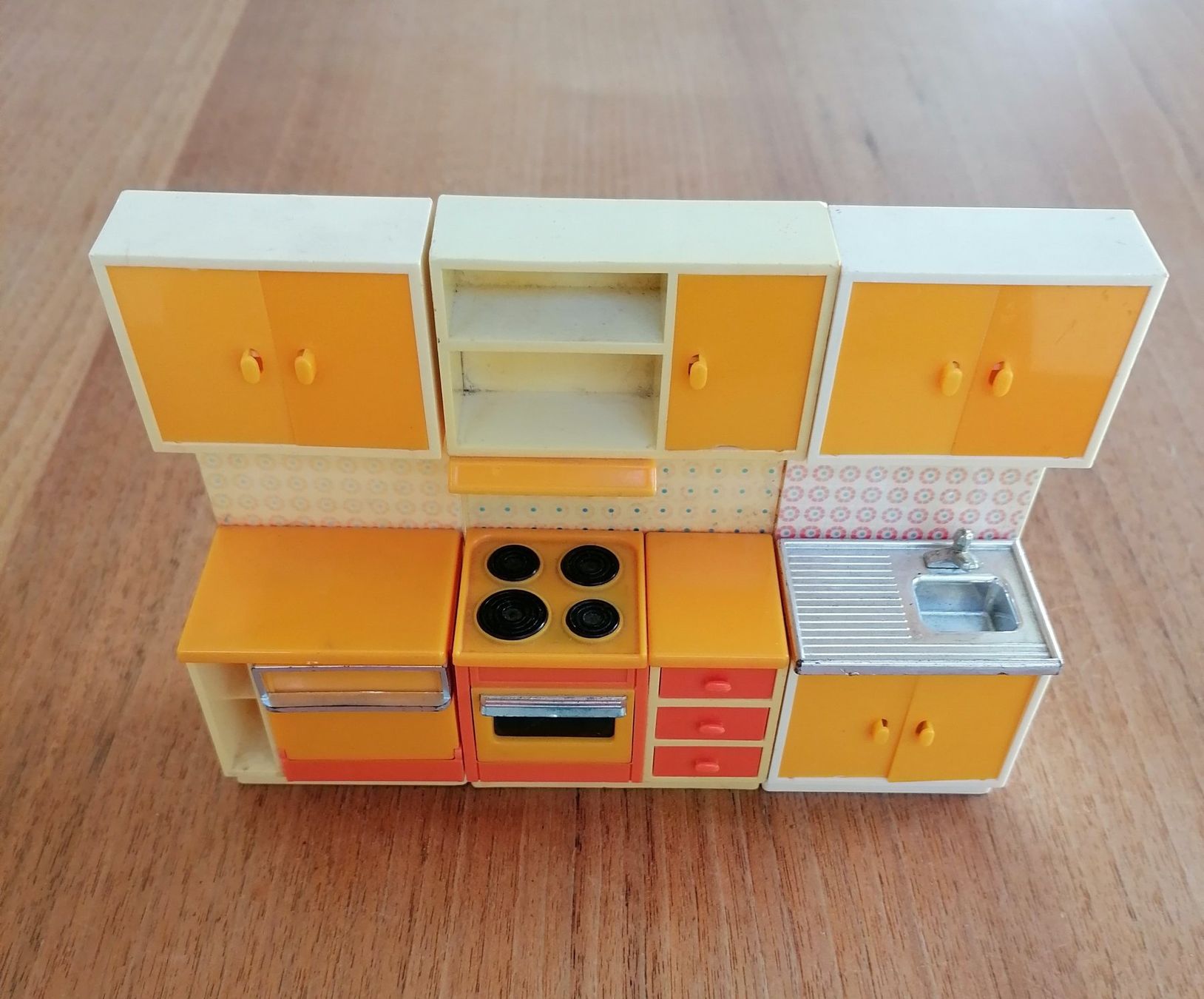 Case e mobili per bambole: Alte Puppenhausmöbel Retro – Usato da Schötz venduto da Gisre 7