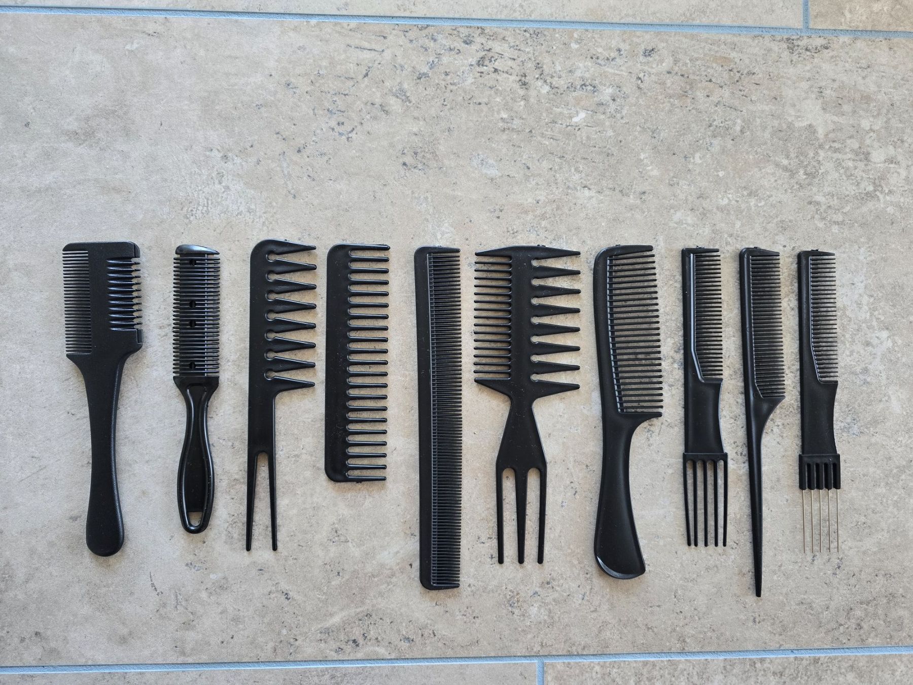 Altro per la cura dei capelli: Kamm Kämme 10 Stück Set neu – Nuovo e nell'imballaggio originale da Heerbrugg venduto da Lulu022020
