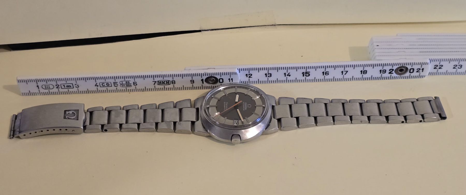 Omega Uhren: Omega Geneve dynamic ..automatic  – Gebraucht aus Grand-Lancy von Montre-Swiss 8