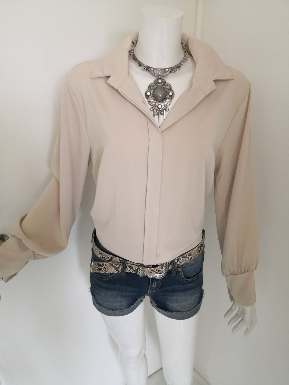 Mango Camicette: 🤩MANGO VISKOSE BLUSE BEIGE, NEU – Nuovo (secondo la descrizione) da Olten venduto da Naja-Twins-Twins 6