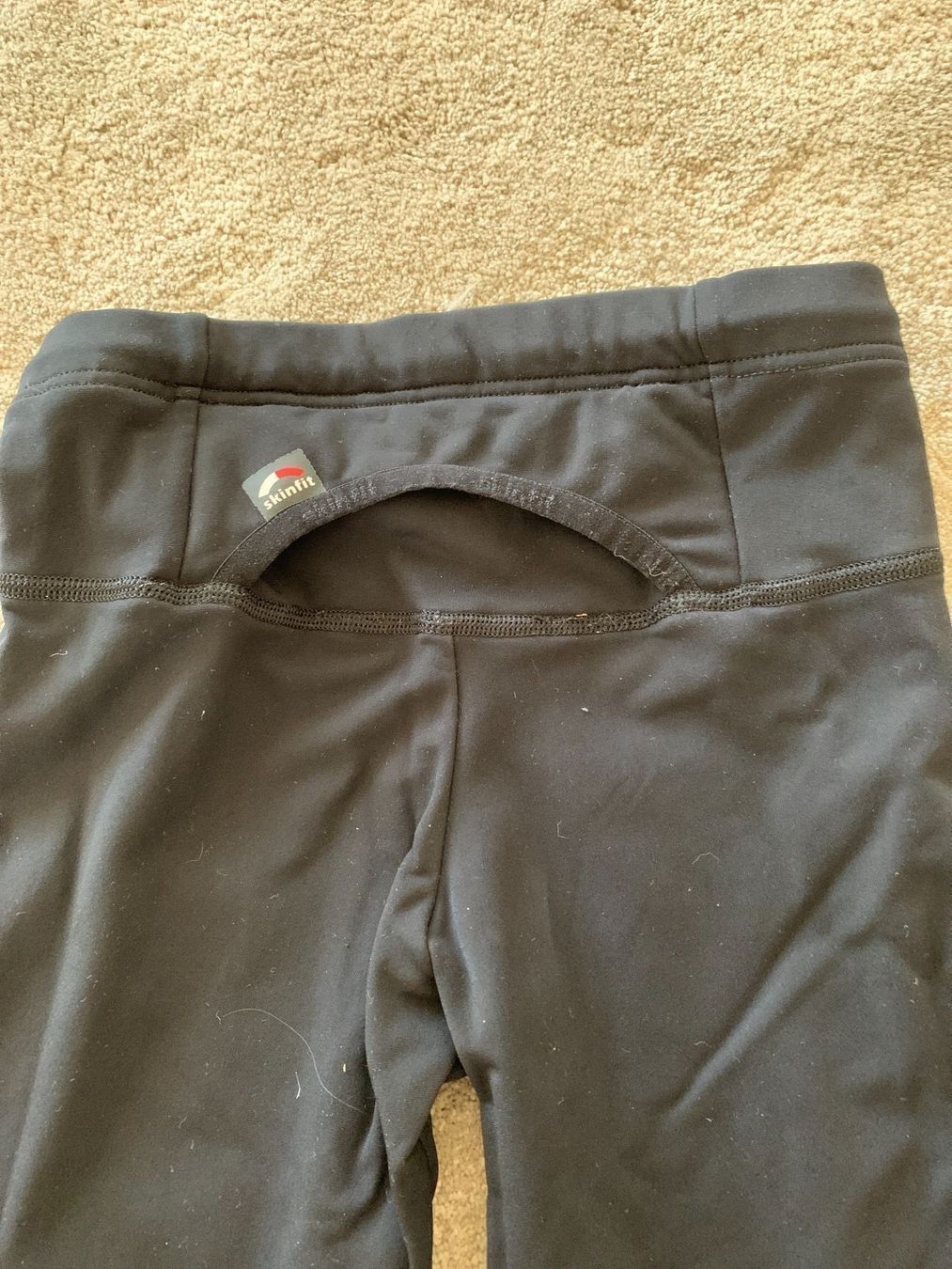 Skinfit Leggings: Skinfit Tights Gr 1XS – Usato da Oberweningen venduto da Jogi2 4