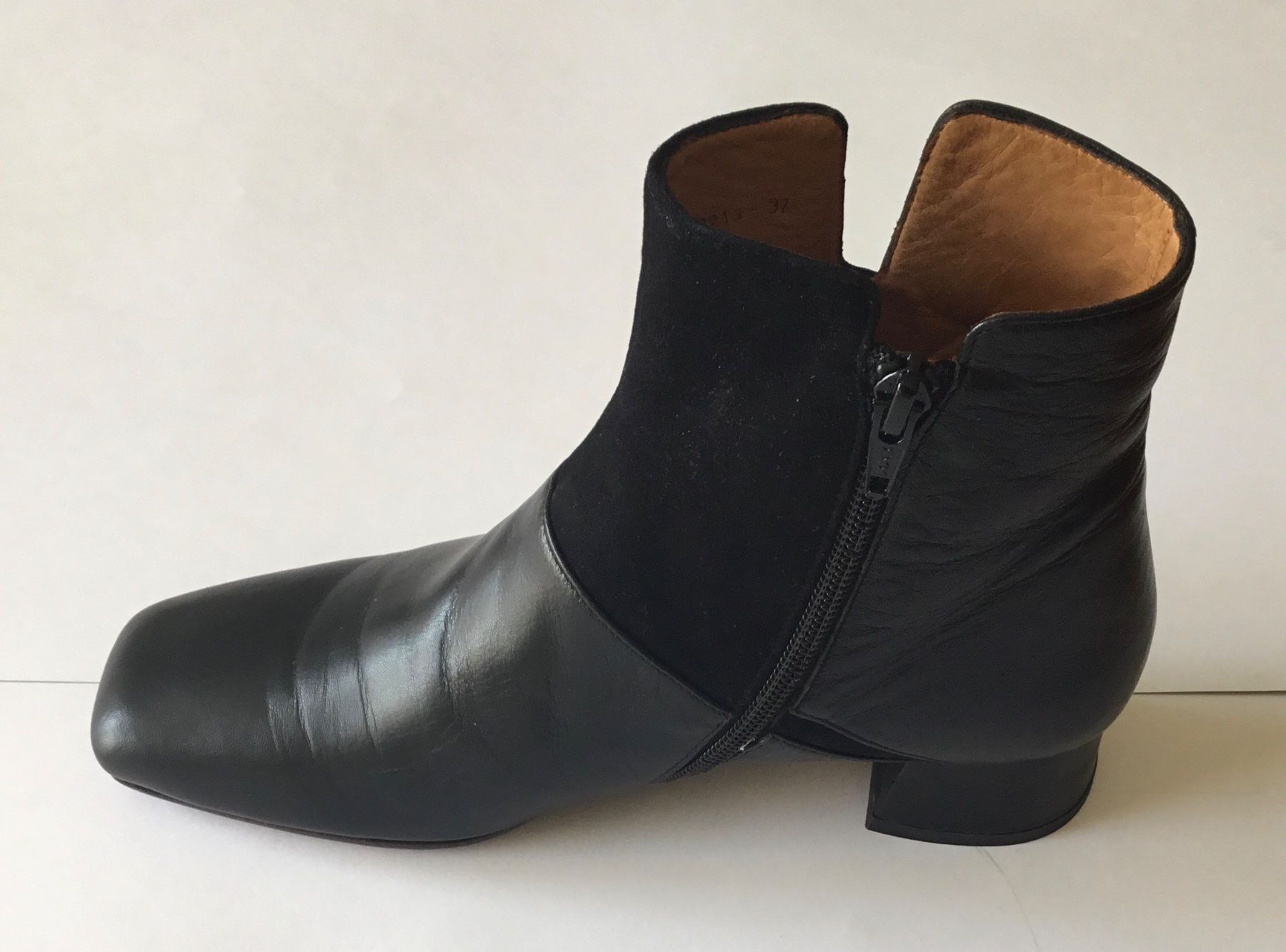 Chie Mihara Damenschuhe: Chie Mihara Stiefeletten – Neu (gemäss Beschreibung) aus St. Gallen von sta57ker 2