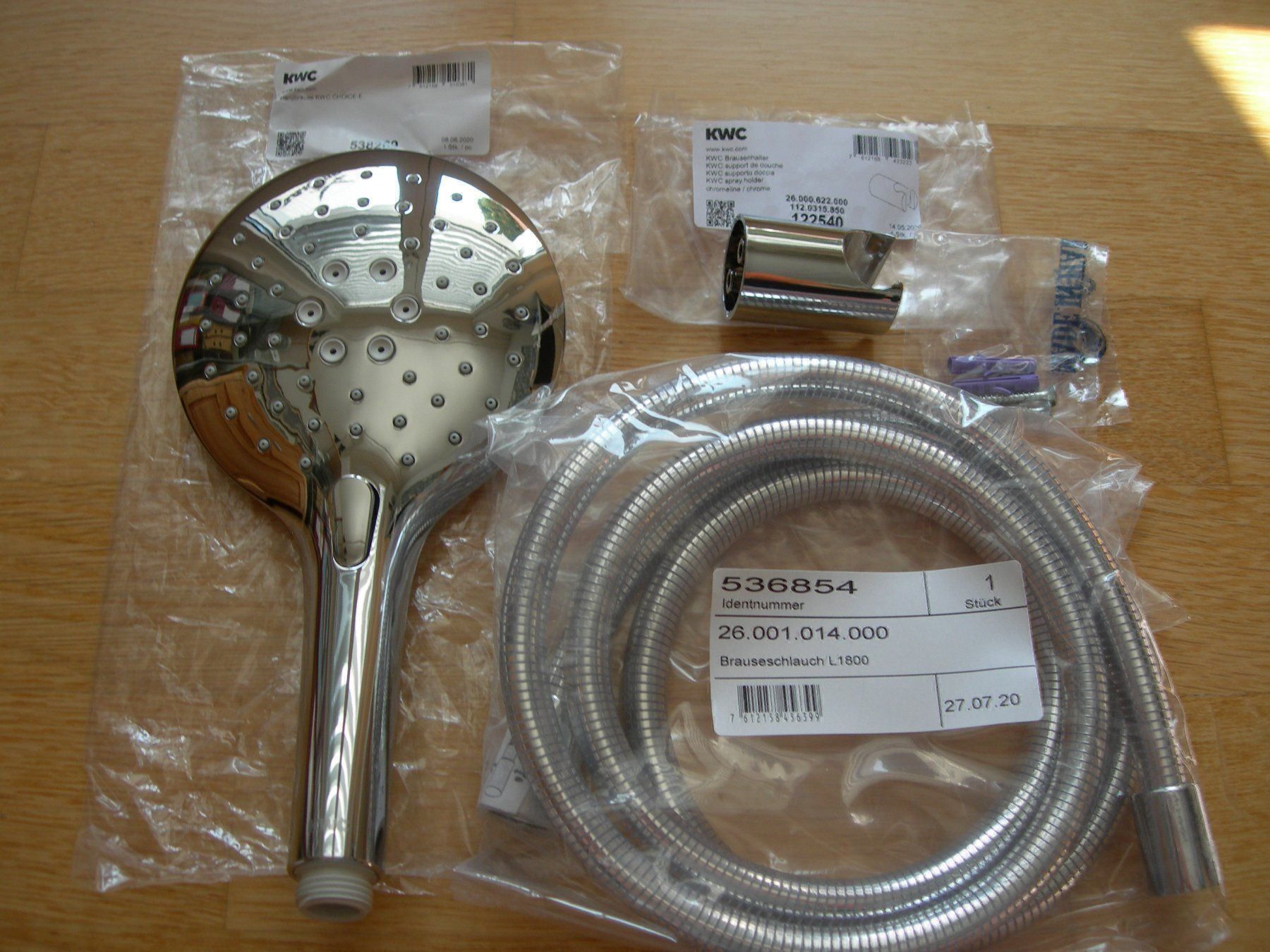 Pommeaux de douche: Brause mit Schlauch KWC – Neuf avec emballage d'origine à Stäfa par Indi59