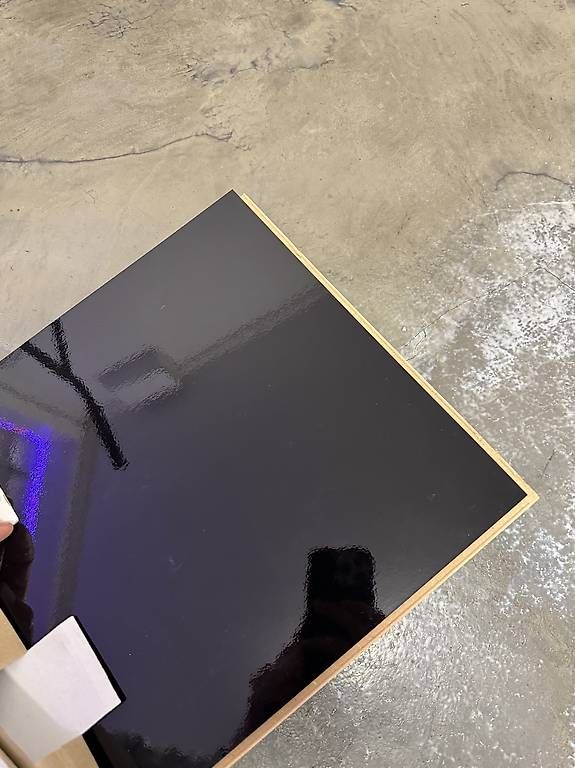 Bodenbeläge: 16,8 m2 Hochglanz Laminat Schwarz – Gebraucht aus Zürich von reg91 3