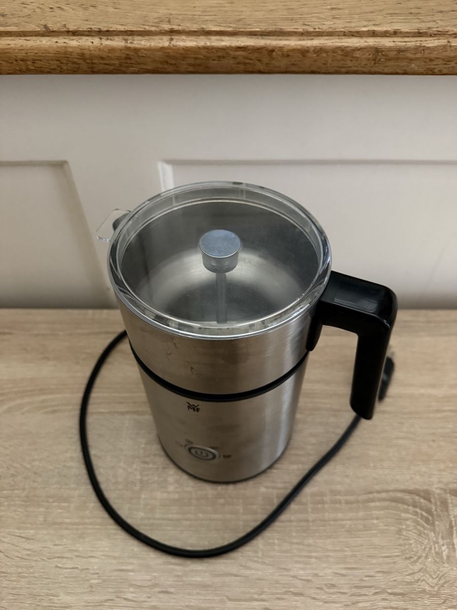 WMF Appareils de cuisine: WMF Lono Milchschäumer – D'occasion à Kappelen par nicole.vaucher 2