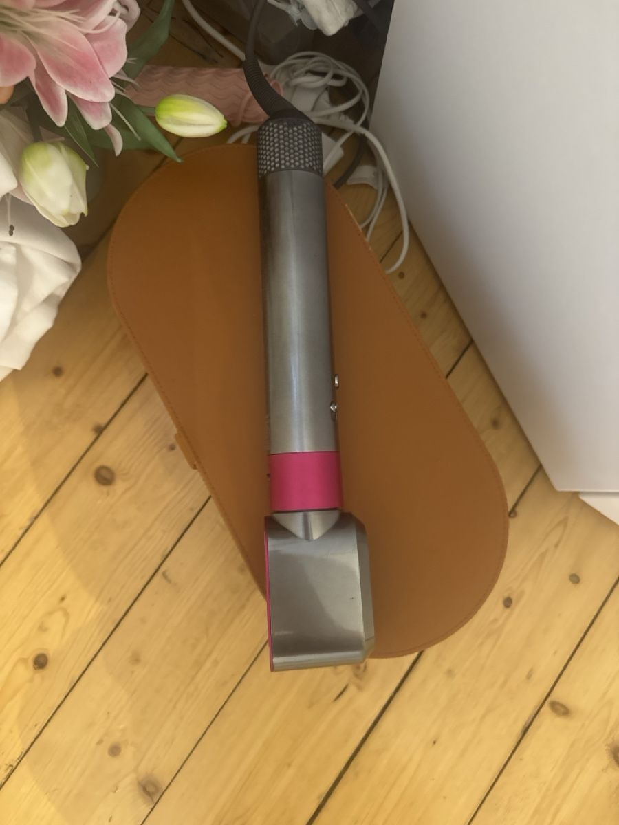 Dyson Sèche-cheveux: Dyson Airwrap – D'occasion à Basel par mil_27n9 3