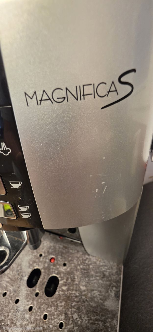 De'Longhi Macchine per caffè & Macchine per espresso: De LonghiMagnifica S Kaffeevollautomaten Silber – Nuovo (secondo la descrizione) da Niederwangen BE venduto da ponterosa57 4