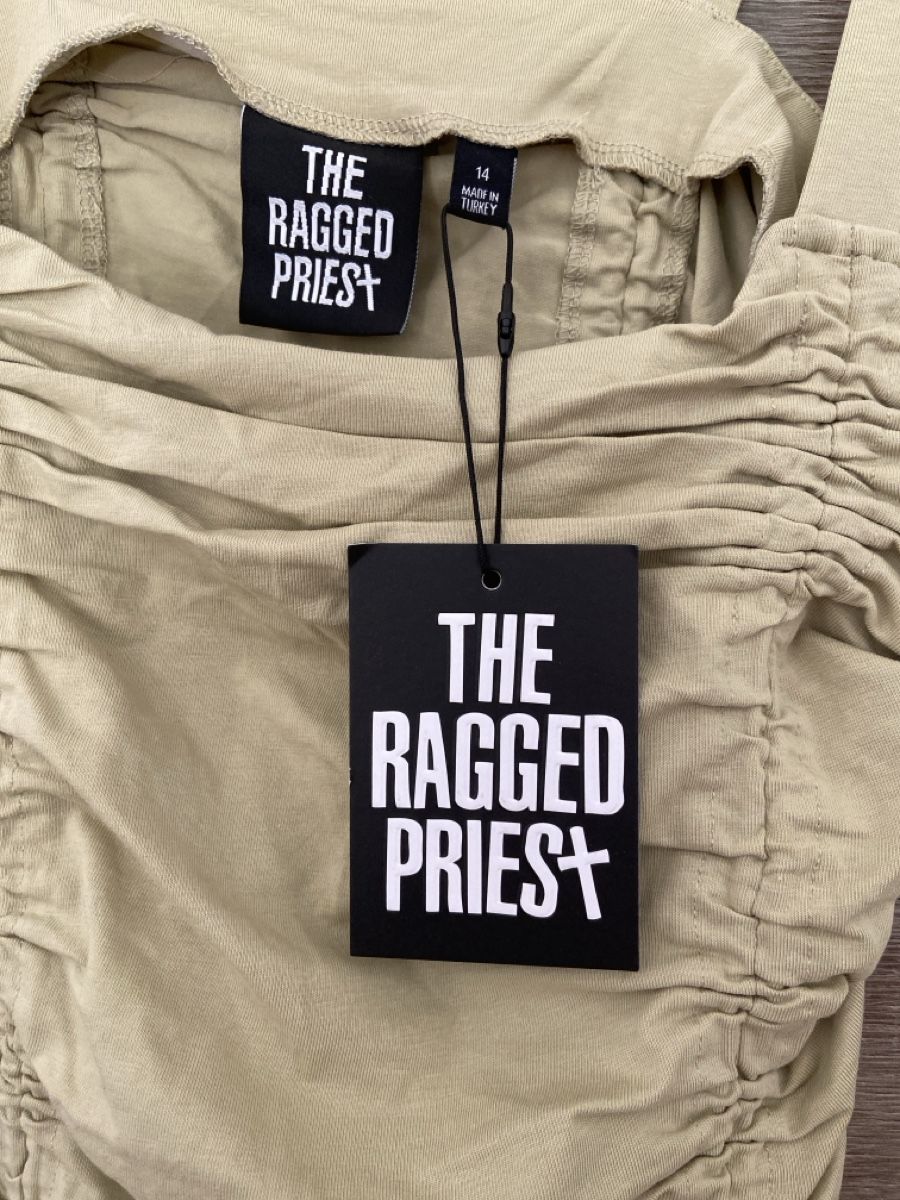 Top: The Ragged Priest 14 neuf – Nuovo e nell'imballaggio originale da Bossonnens venduto da Ylangsoleil 1