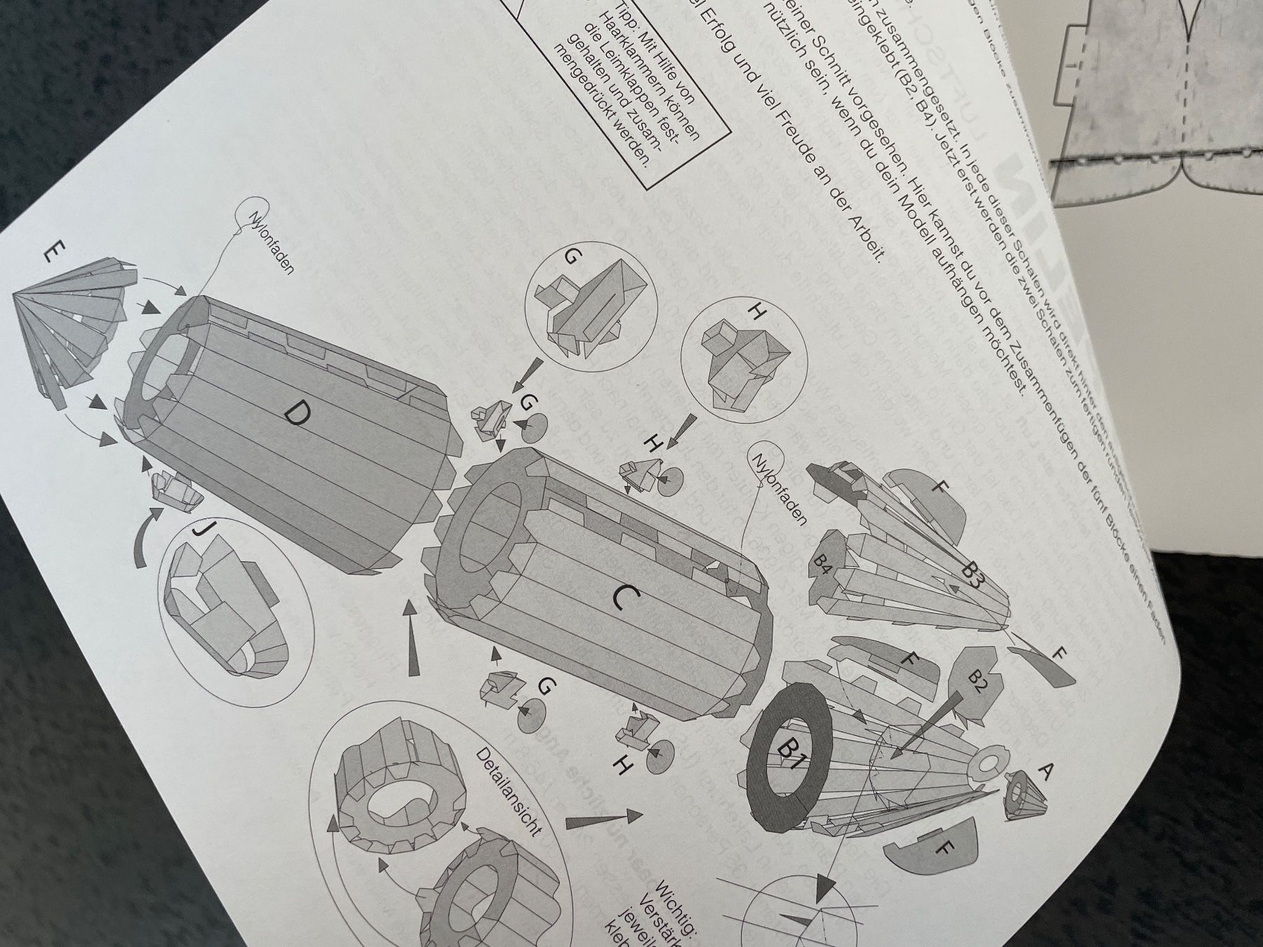 Kit bricolage: Bastelbogen Zeppelin / Luftschiff Hindenburg Nr.328 – Nuovo (secondo la descrizione) da Füllinsdorf venduto da bienli 4
