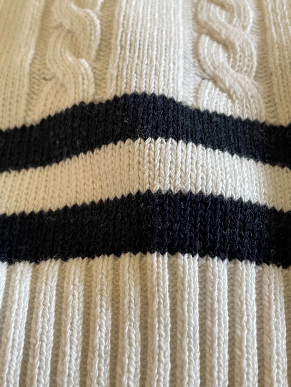 Maglioni & Felpe: Pull Subdued col V torsadé écru rayures noires taille S – Usato da Doppleschwand venduto da Retrove 2