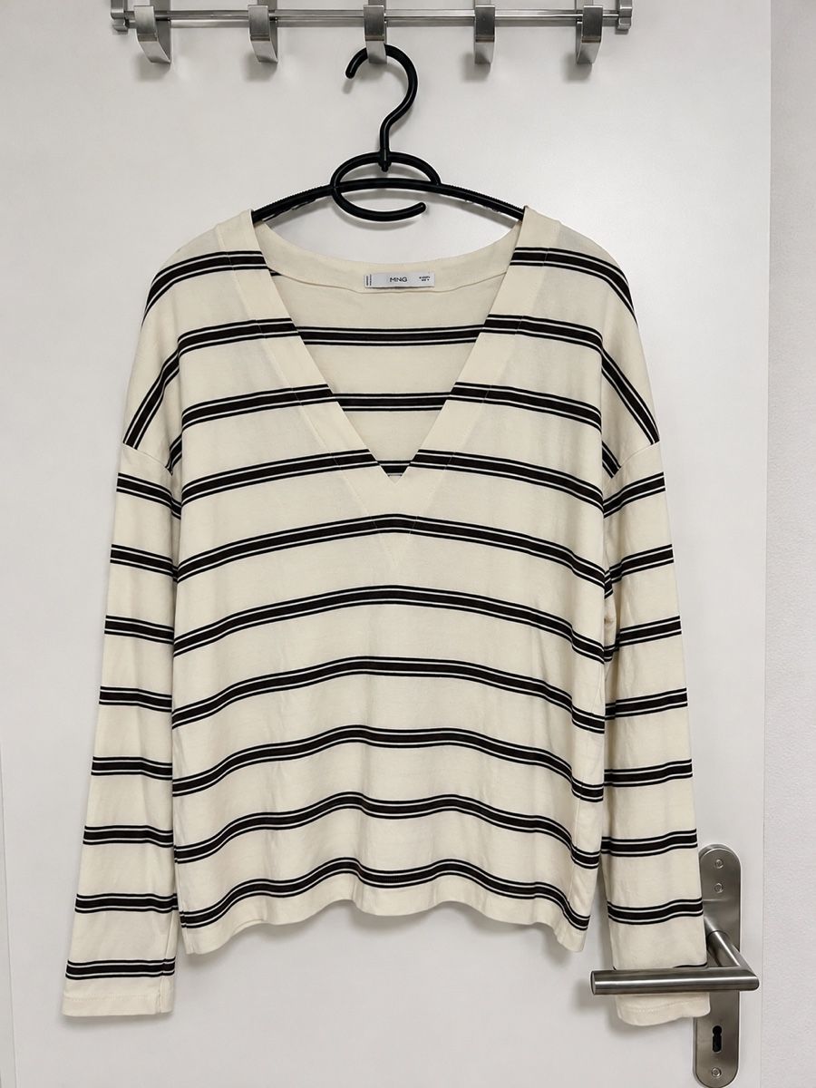 Mango Pulls & Sweat-shirts: Mango Stripped Pullover Size L – Neuf (Voir description) à Luzern par NatsPerfumeLibrary