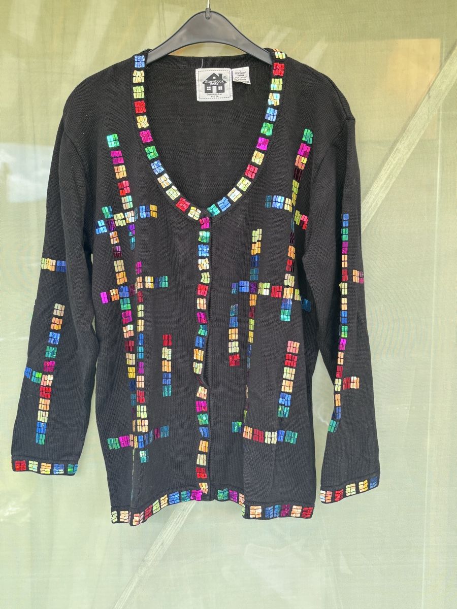 Pullover & Sweatshirts: Knalliger Pullover  – Gebraucht aus Walterswil SO von Sunshineyupi