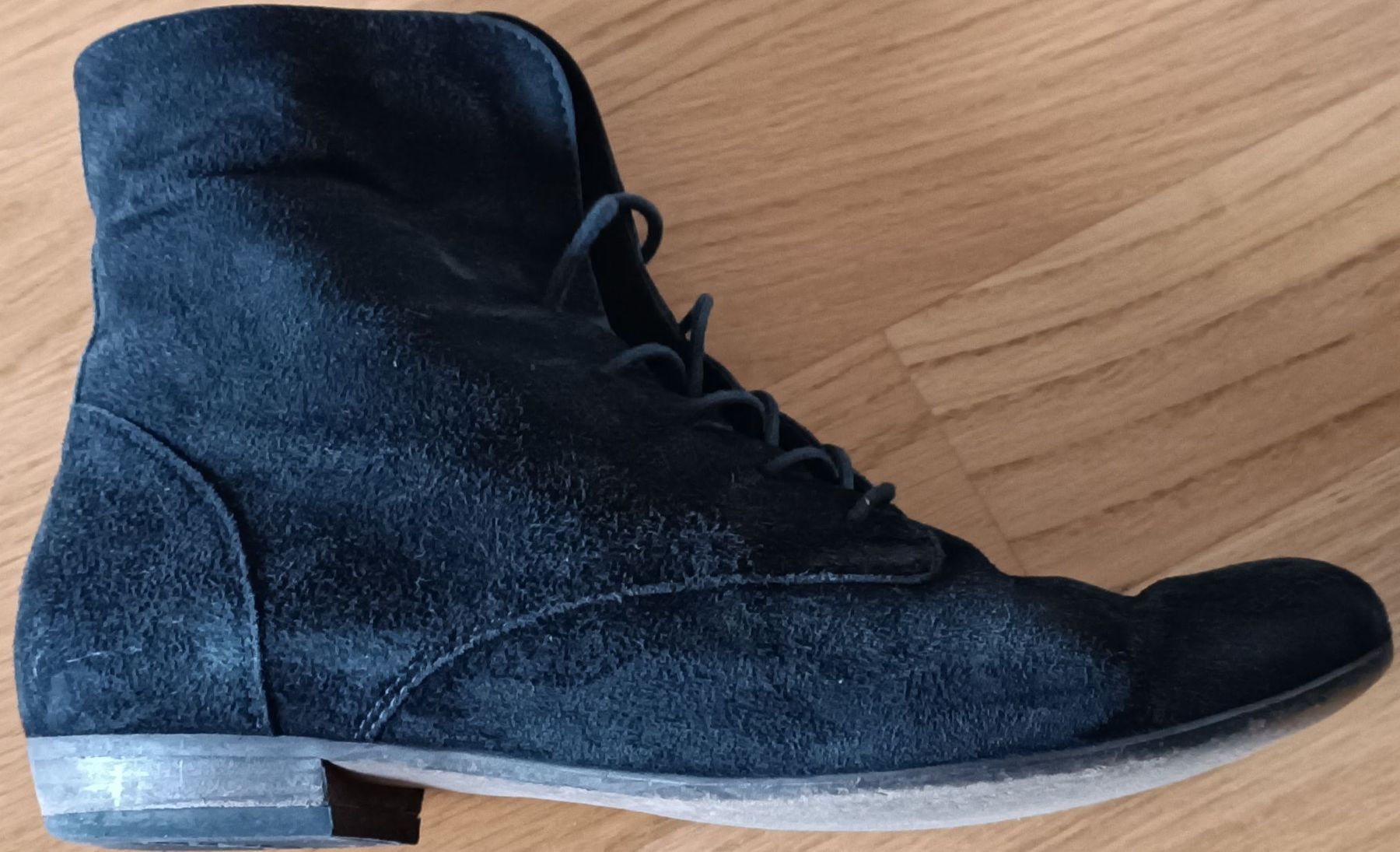 Chaussures femmes: Stiefeletten schwarz Grösse 36 – D'occasion à Luzern par sim_lqq2 1