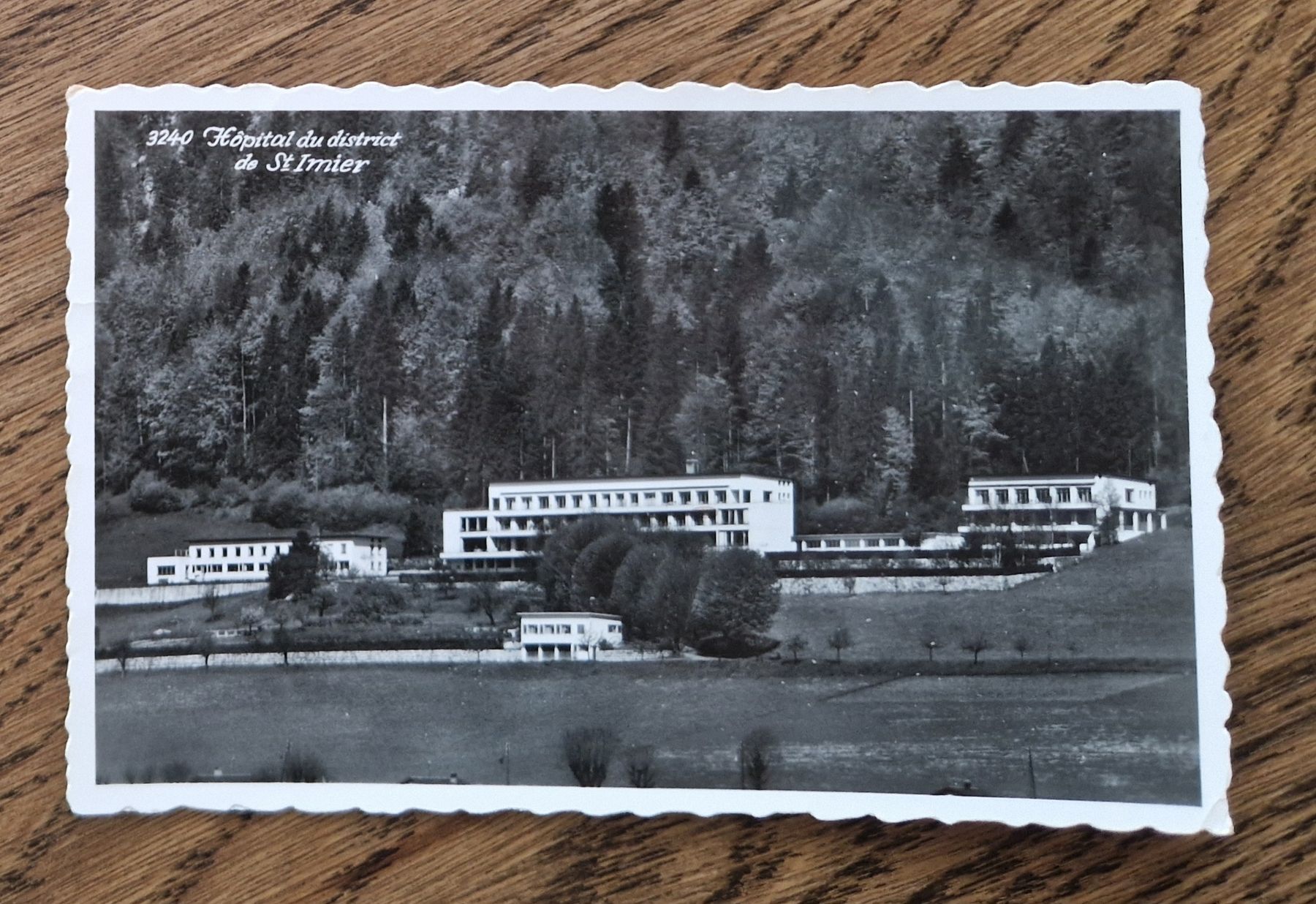 Ansichtskarten: St. Imier, Hôpital du district 1957 – Gebraucht aus Ebikon von Donar50