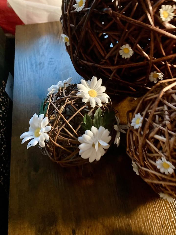 Tutte le decorazioni: Sommer Dekor Set Margeriten mit Holz – Usato da Rudolfstetten venduto da Stellina1975 2