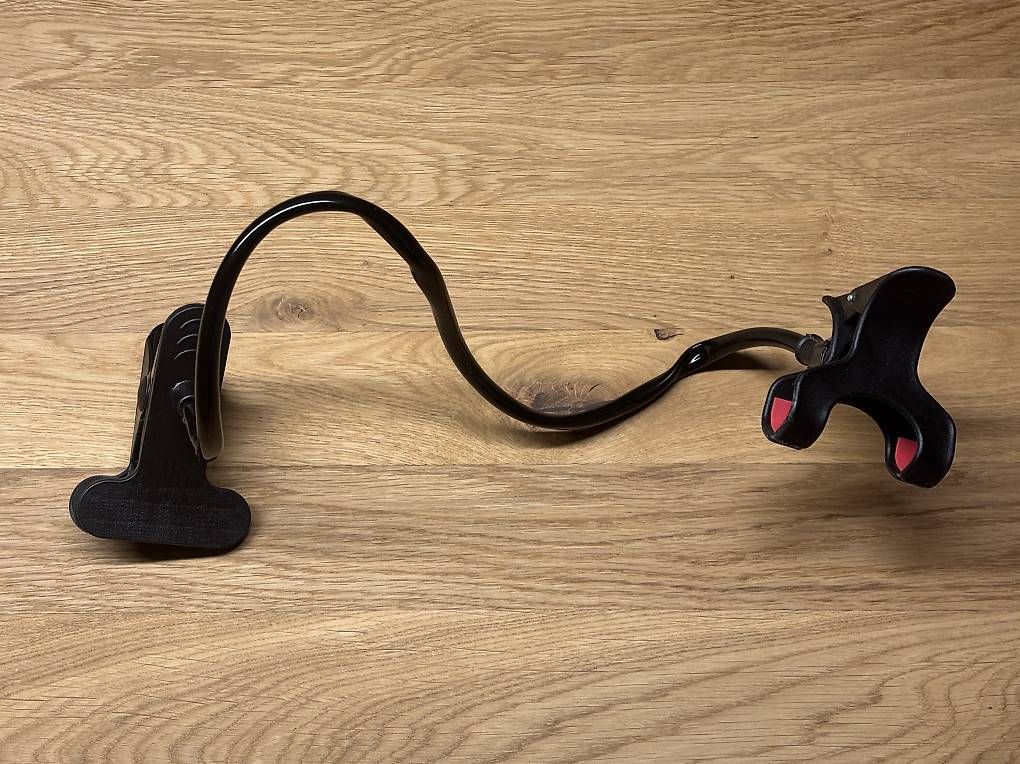 Staffe: Handyhalter mit flexiblem Arm – Usato da Ipsach venduto da Cedritschy