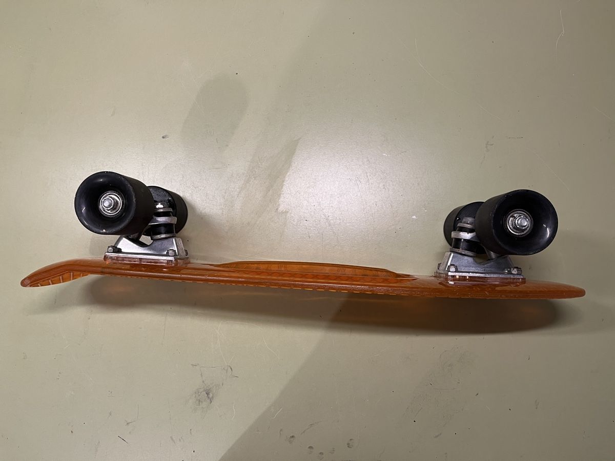 Skateboards: Skateboard orange 80er Stil, aus 2019 – Usato da Eglisau venduto da eglisau1 3