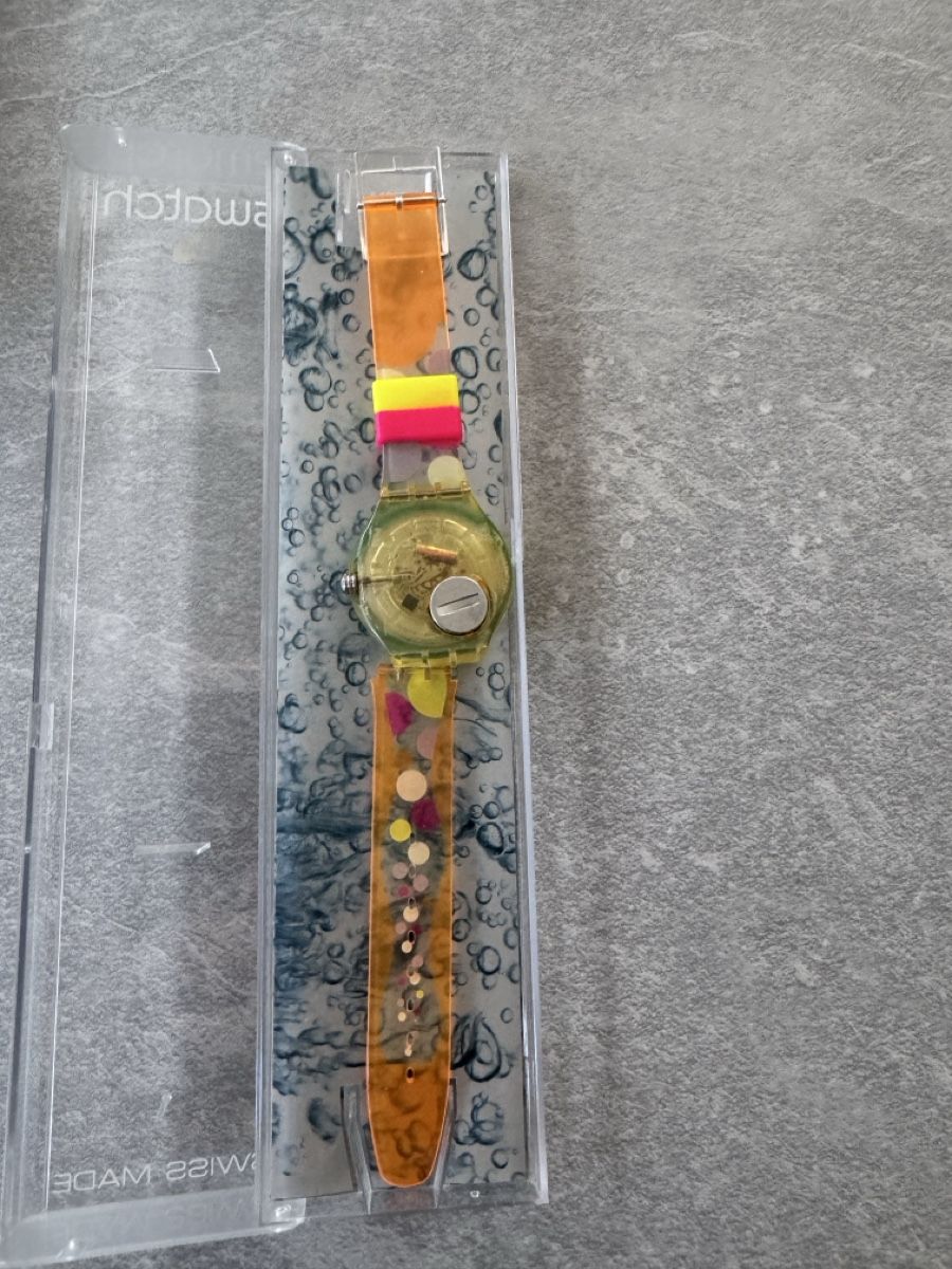 Swatch Uhren: Montre Swatch multicolore  – Defekt aus Posieux von Angeles82 3