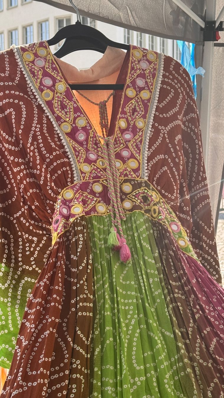 Robes: Kleid – Neuf avec emballage d'origine à Olten par Saayis 2