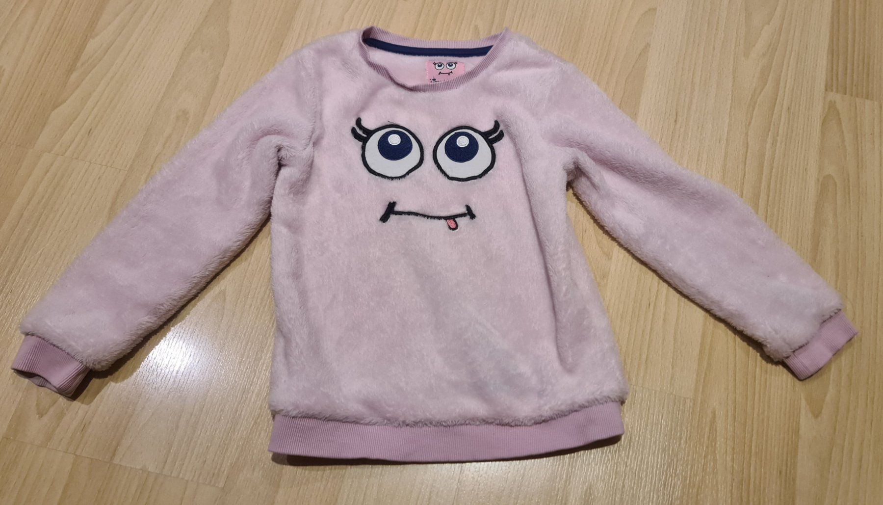 Pulls et sweat-shirts: Flauschiger Kinder- Pullover – D'occasion à Fehraltorf par Sumin
