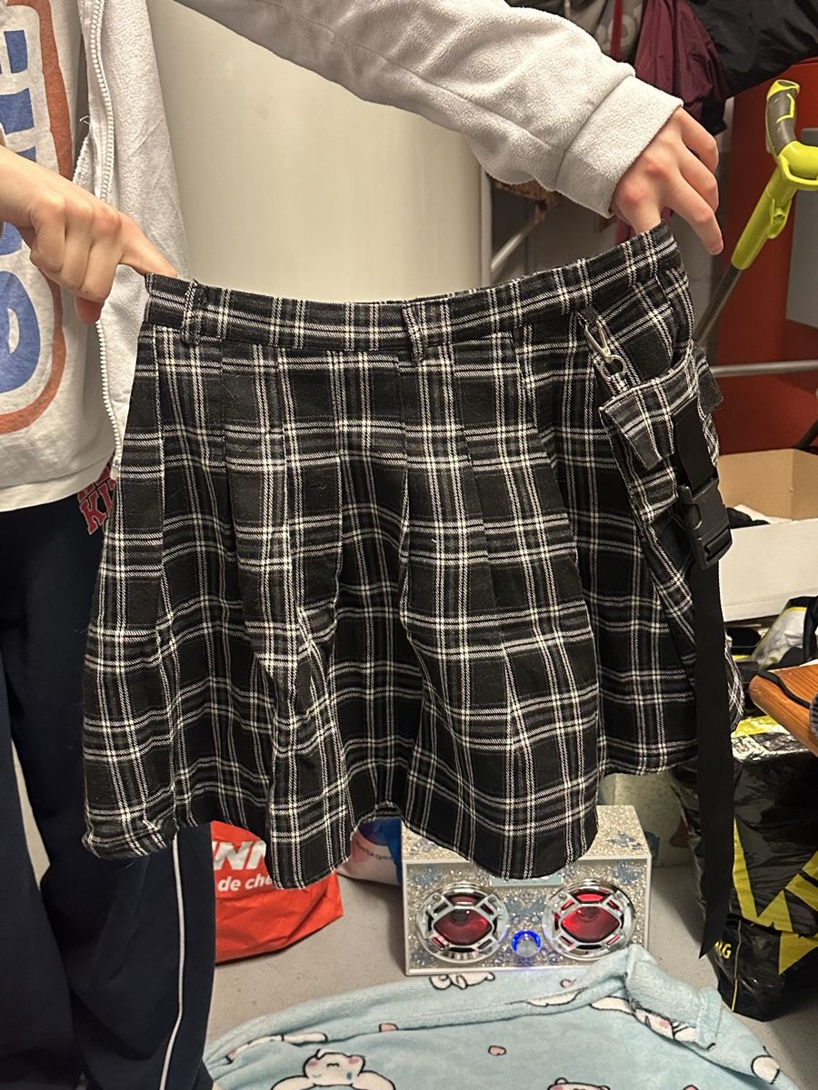 Röcke: Mini Plaid Skirt with small bag - emo Y2K – Gebraucht aus Zofingen von cva_w7vn 3