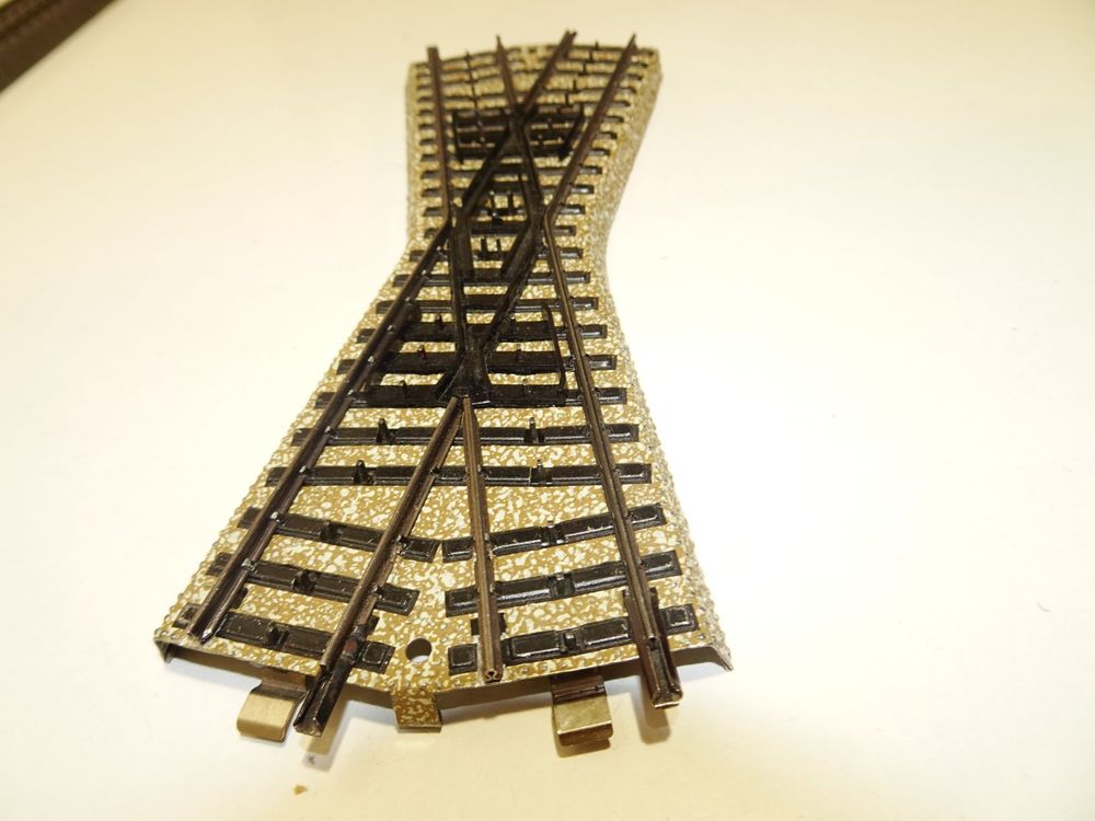 33-teiliges Holzeisenbahn Set - Mit S-Schiene, Weichen Und Kreuzung Für Kinder Ab 3