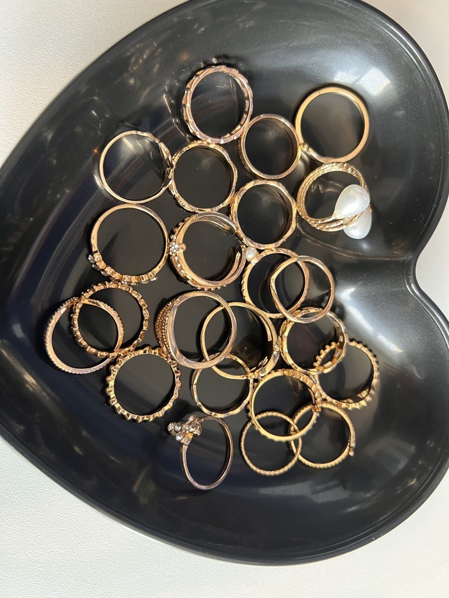 Anelli: 23 Goldfarbend Ringe Set, Modeschmuck, verschiedene Designs! – Nuovo e nell'imballaggio originale da Uster venduto da SmartSales_zh 1