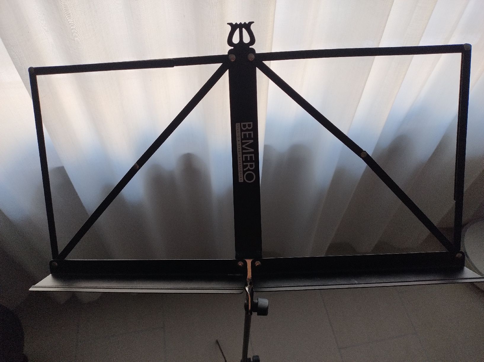 Supports pour instruments & partitions: Notenständer inkl. Tasche – D'occasion à Zürich par Gisi10 2