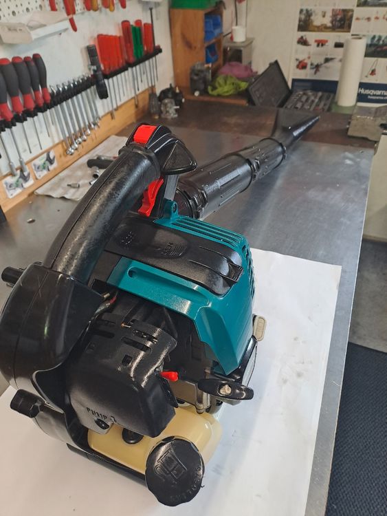 Makita Laubbläser Benzin 4tkt Kaufen auf Ricardo