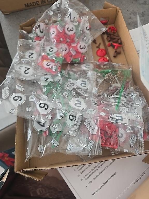Alle Dekorationen: Blumenstrauss mit 354 Bausteinen.
 – Neu und originalverpackt aus Tobel von swisscap243 1
