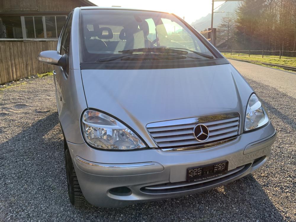 MERCEDES-BENZ A 160 ELEGANCE (FACELIFT) AUTOMAT, 69‘000KM !