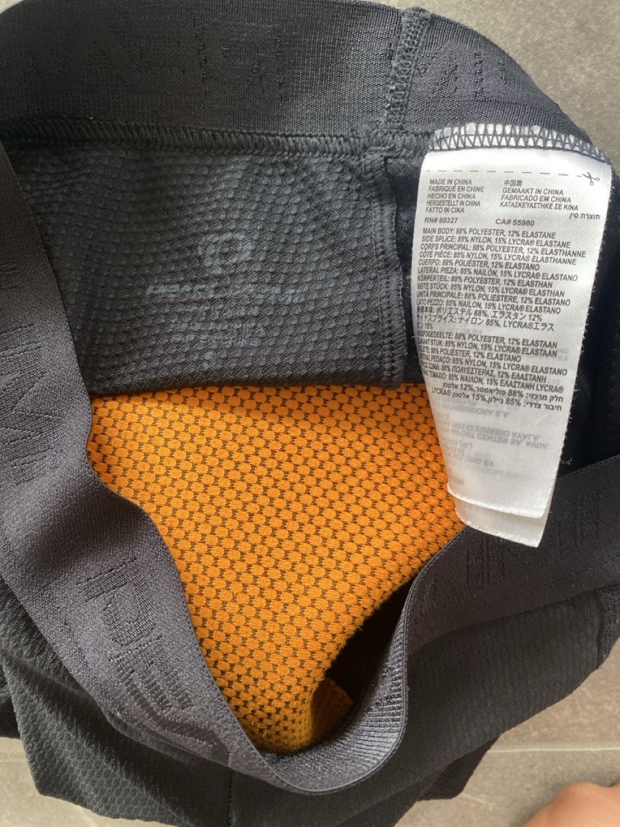 Pearl Izumi Pantaloni: Pearl Izumi Bike Liners – Usato da Flims Dorf venduto da aniska 1