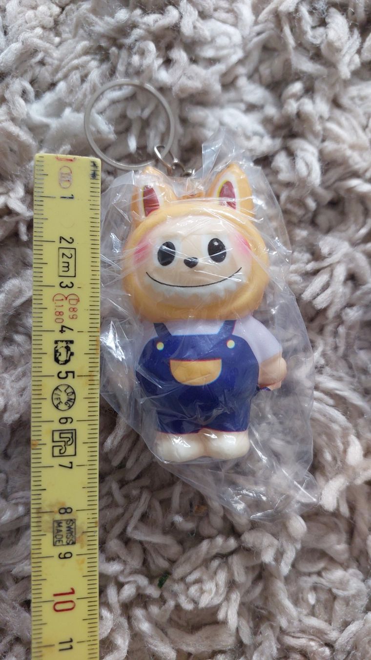 Rimorchi: Niedliche Labubu Squishy Anhänger – Nuovo e nell'imballaggio originale da Hittnau venduto da Razorback_1971 2