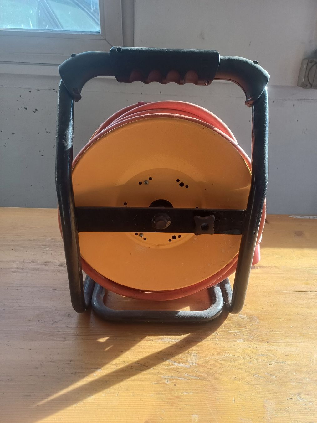 Cavi: Kabelrolle 380V 16 Ampere – Difettoso da Wangenried venduto da Recycler94 5