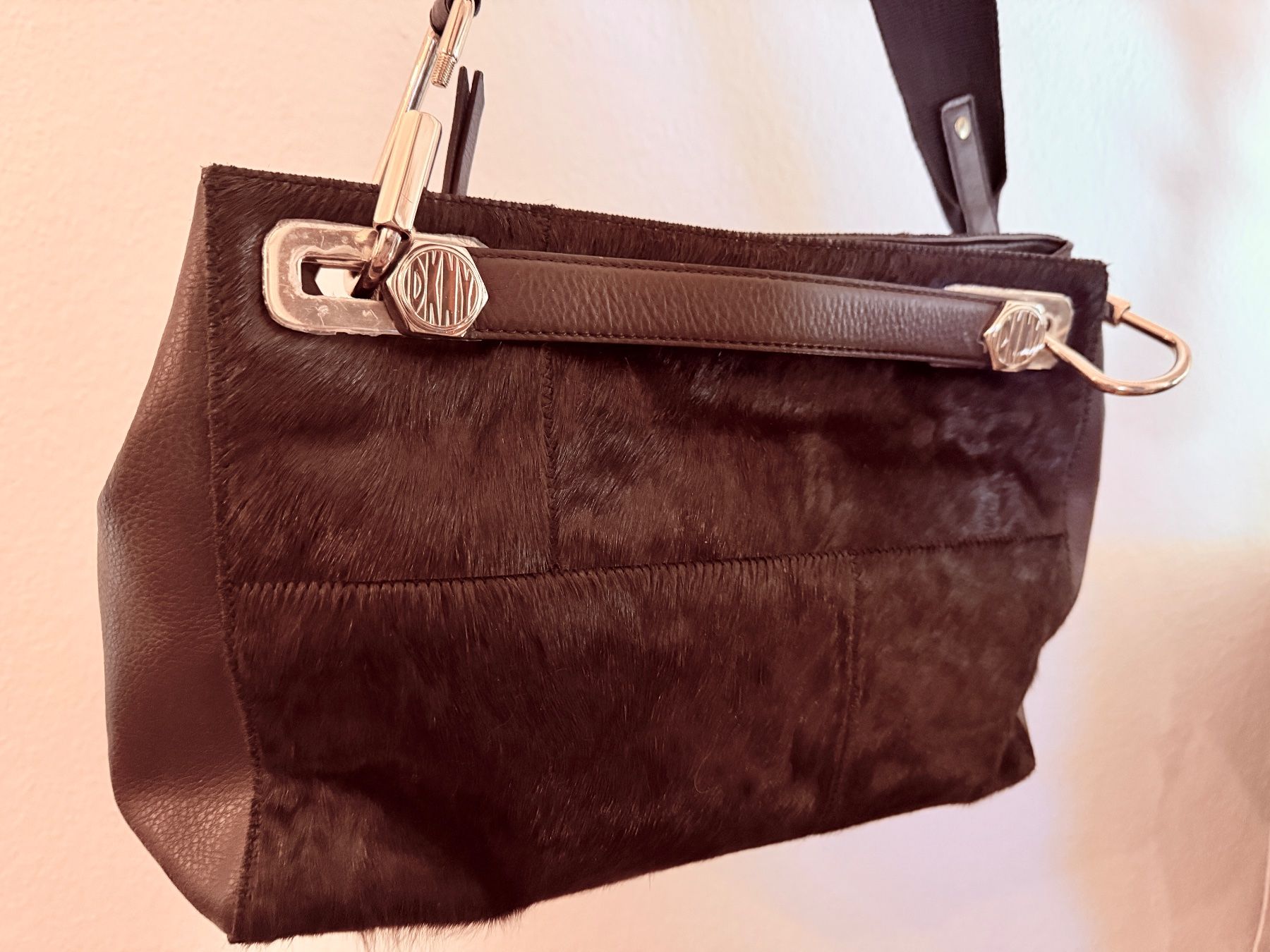 DKNY Borse da donna: DKNY Leder/Kunsthaar Tasche – Nuovo (secondo la descrizione) da Genève venduto da mar_g5r2 2