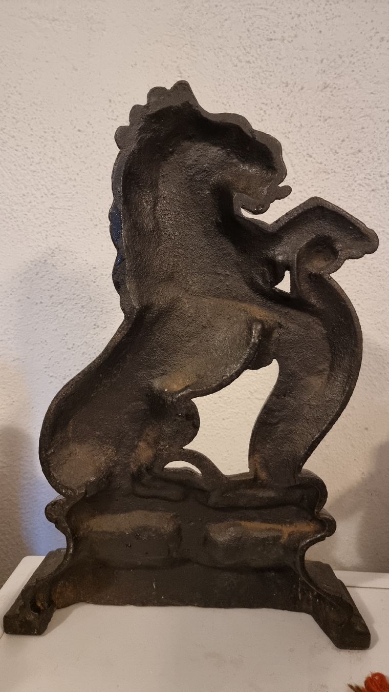 Statuette: Löwefigur – Usato da Sils im Domleschg venduto da platin01 1