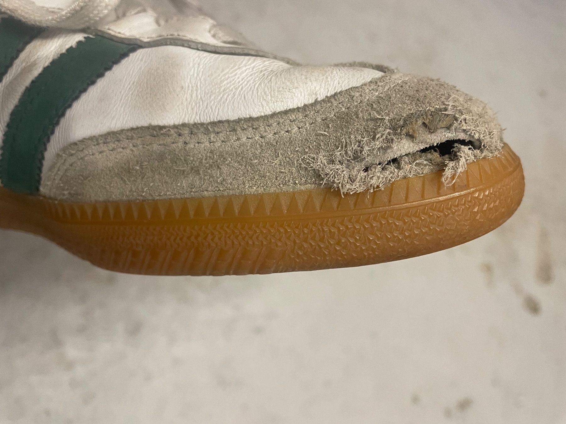 Herrenschuhe: Adidas Samba – Gebraucht aus Winterthur von gre_8nkq 2