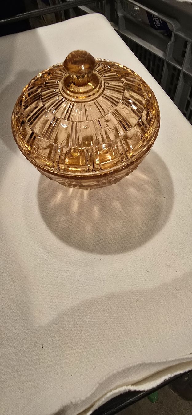 Sucriers: Art Deco Schale oder Pralinenschachtel mit Deckel – D'occasion à Basel par Jcva 4