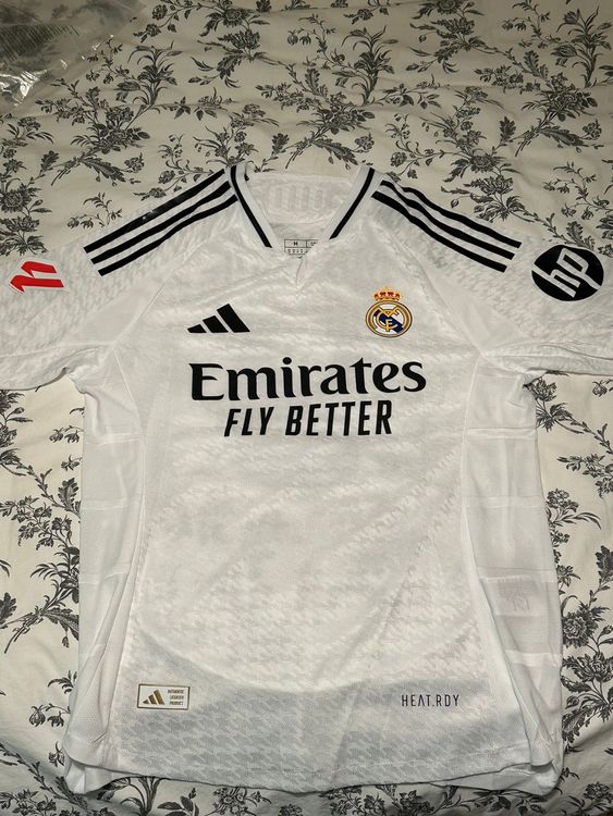 Real Madrid Trikot 24/25 Mbappe 9 Kaufen auf Ricardo