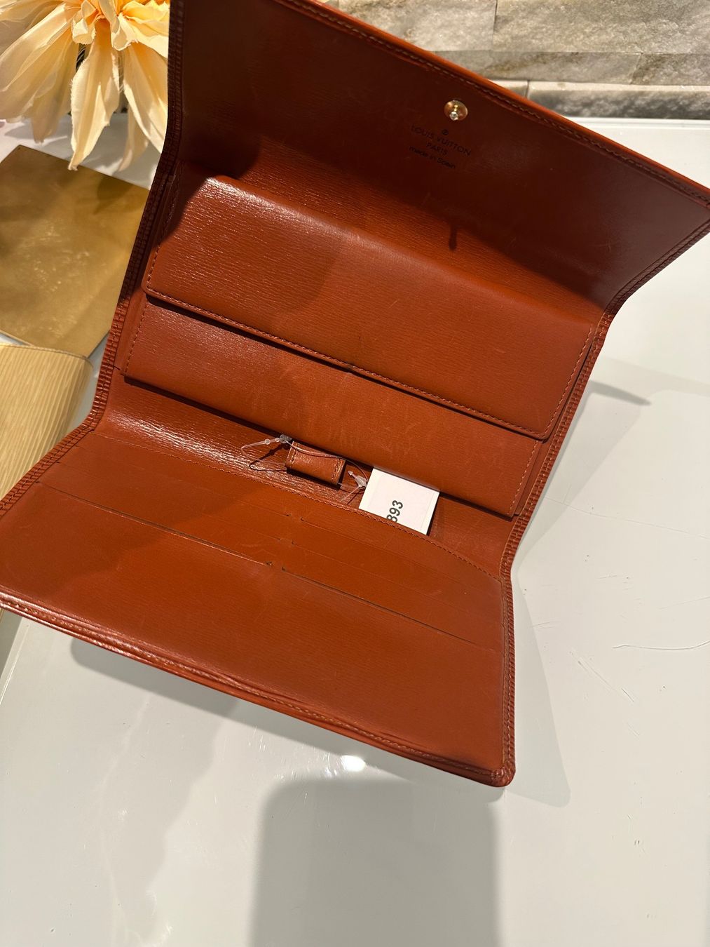 Louis Vuitton Portamonete: Louis Vuitton Long Wallet Epi - Nr. 893 – Usato da Hittnau venduto da LuxAndMore 4