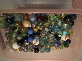 Grosse Sammlung Glasmurmeln in Box gebraucht gut erhalten