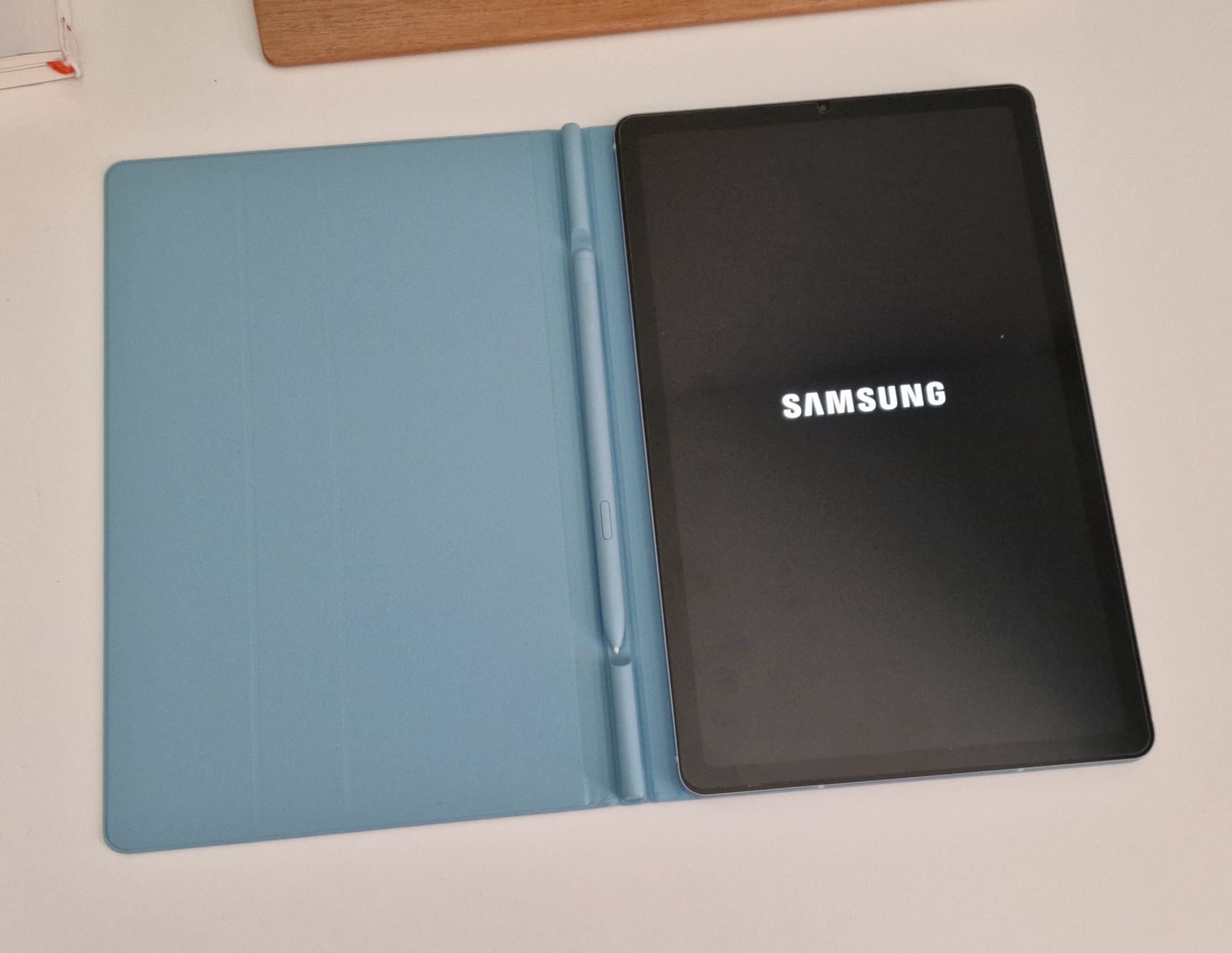 Samsung Tablet PC: Samsung Tab S6 Lite Tablette mit Stift und Hülle – Usato da Olten venduto da papalbina 2