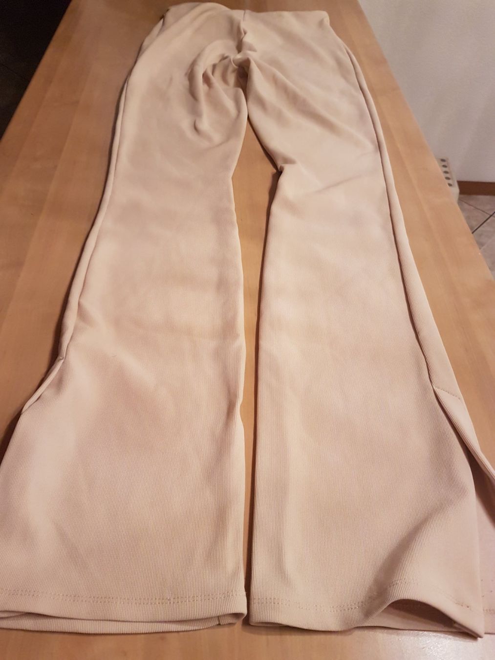Pantaloni: Pantalon taille L marque Amisu – Usato da Villiers venduto da san_jn5w 5