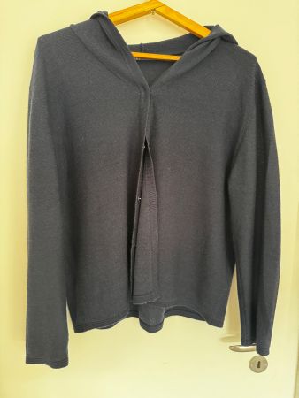 Nile Strickjacke mit Kapuze, Grösse XL, Top Zustand!