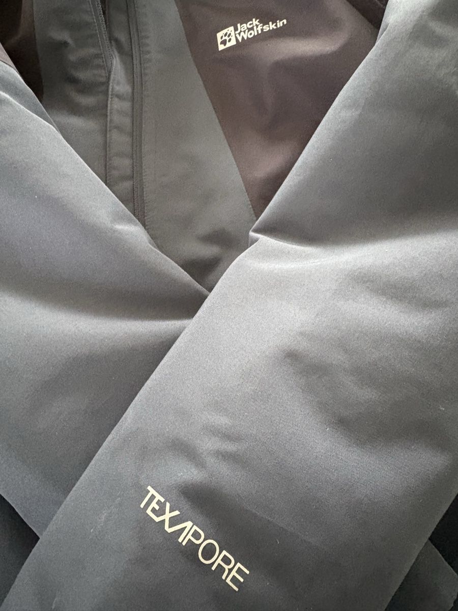 Jack Wolfskin Giacche & Cappotti: Jack Wolfskin Jacke 162 – Usato da Fehren venduto da Frischki 1