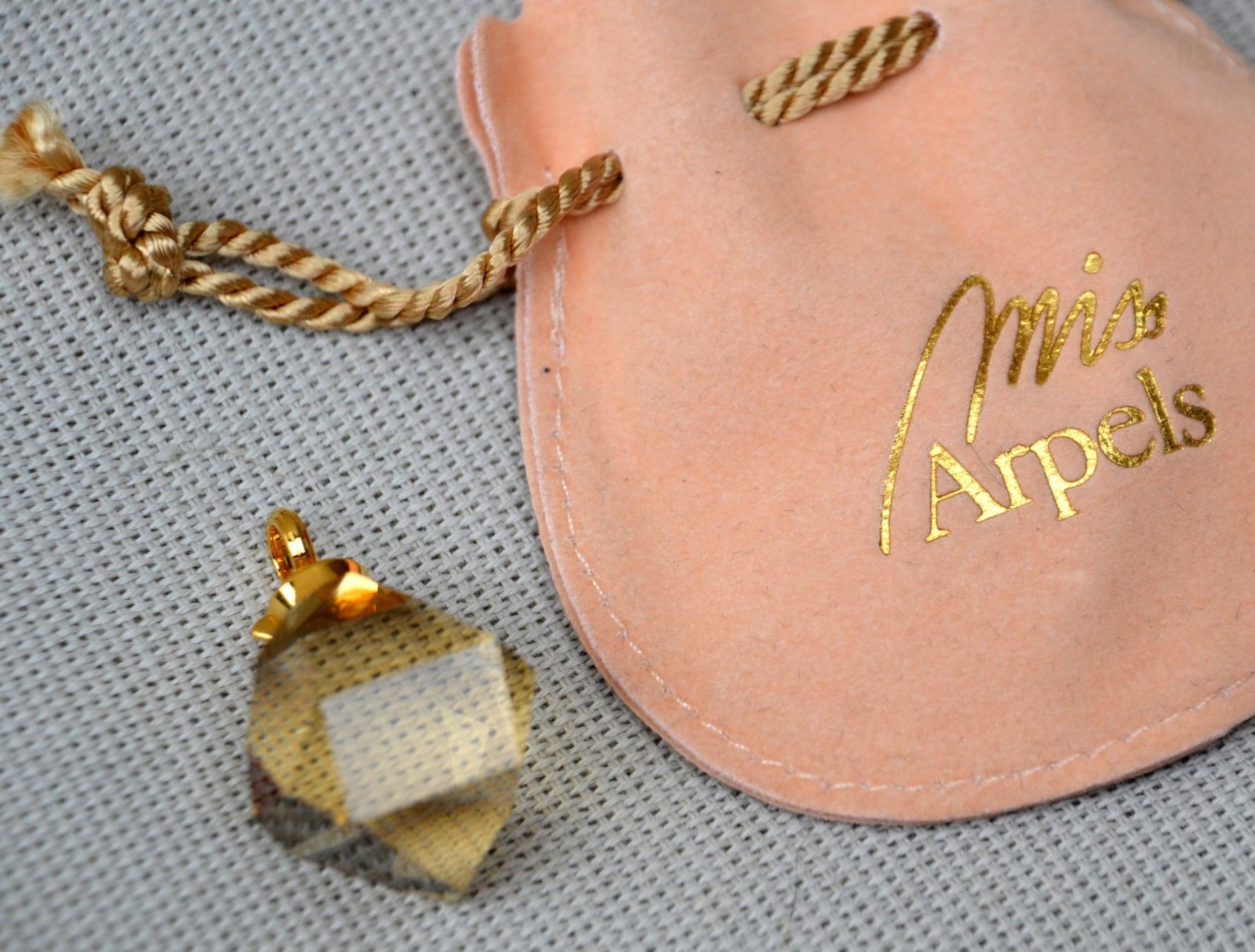 Ciondoli: Van Cleef & Arpels Anhänger /  pendentif Vintage GIFT – Nuovo (secondo la descrizione) da Collonges venduto da arashee 5