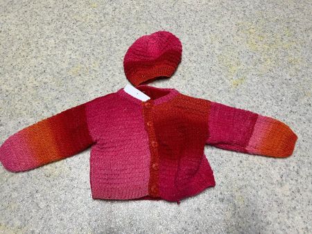 Handgestrickte Wolljacke rosa, Gr. 68