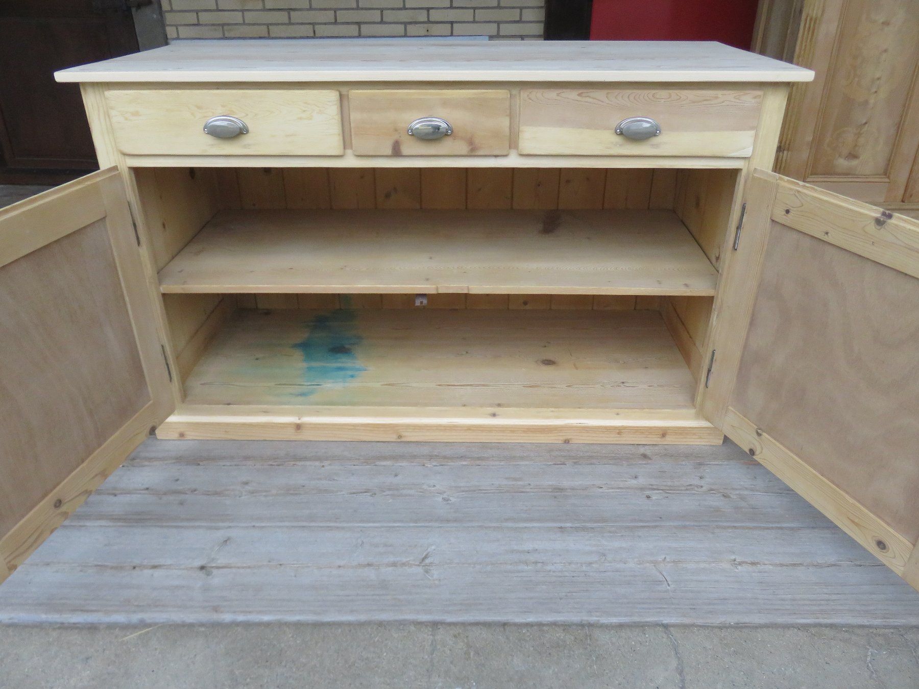 Cassettiere: antike grosse Anrichte /Sideboard – Usato da Ruswil venduto da Mfladibus 4