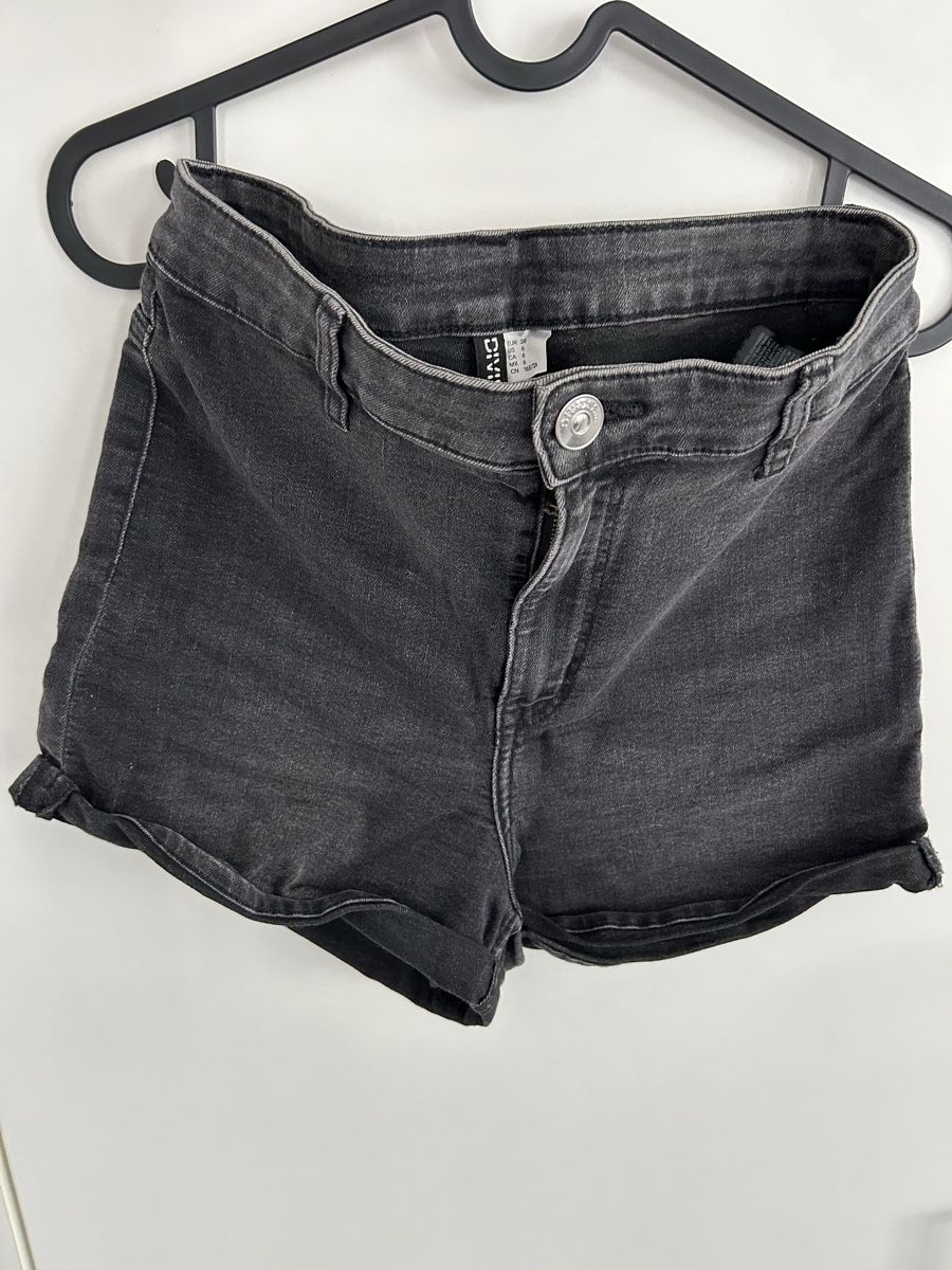 Jeans: Jeansshorts – Gebraucht aus Merenschwand von ___niggi___