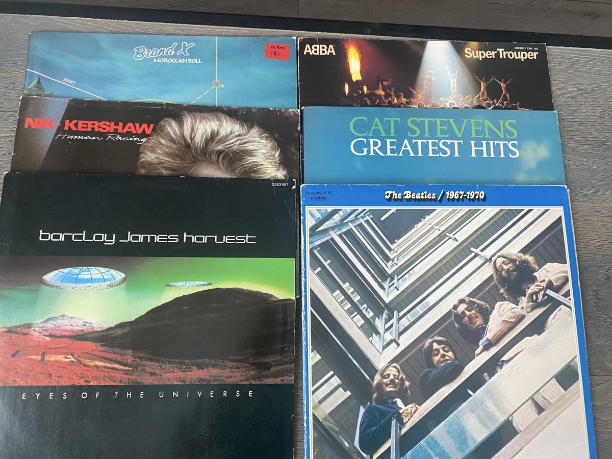 Dischi in vinile: Lot de vyniles pop rock 70/80 – Usato da grimisuat venduto da Chanel555